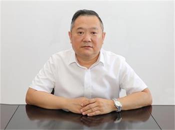 黨委書記、執(zhí)行董事——溫法璽.jpg