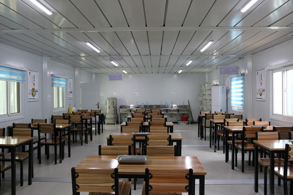 食堂內(nèi)景.jpg